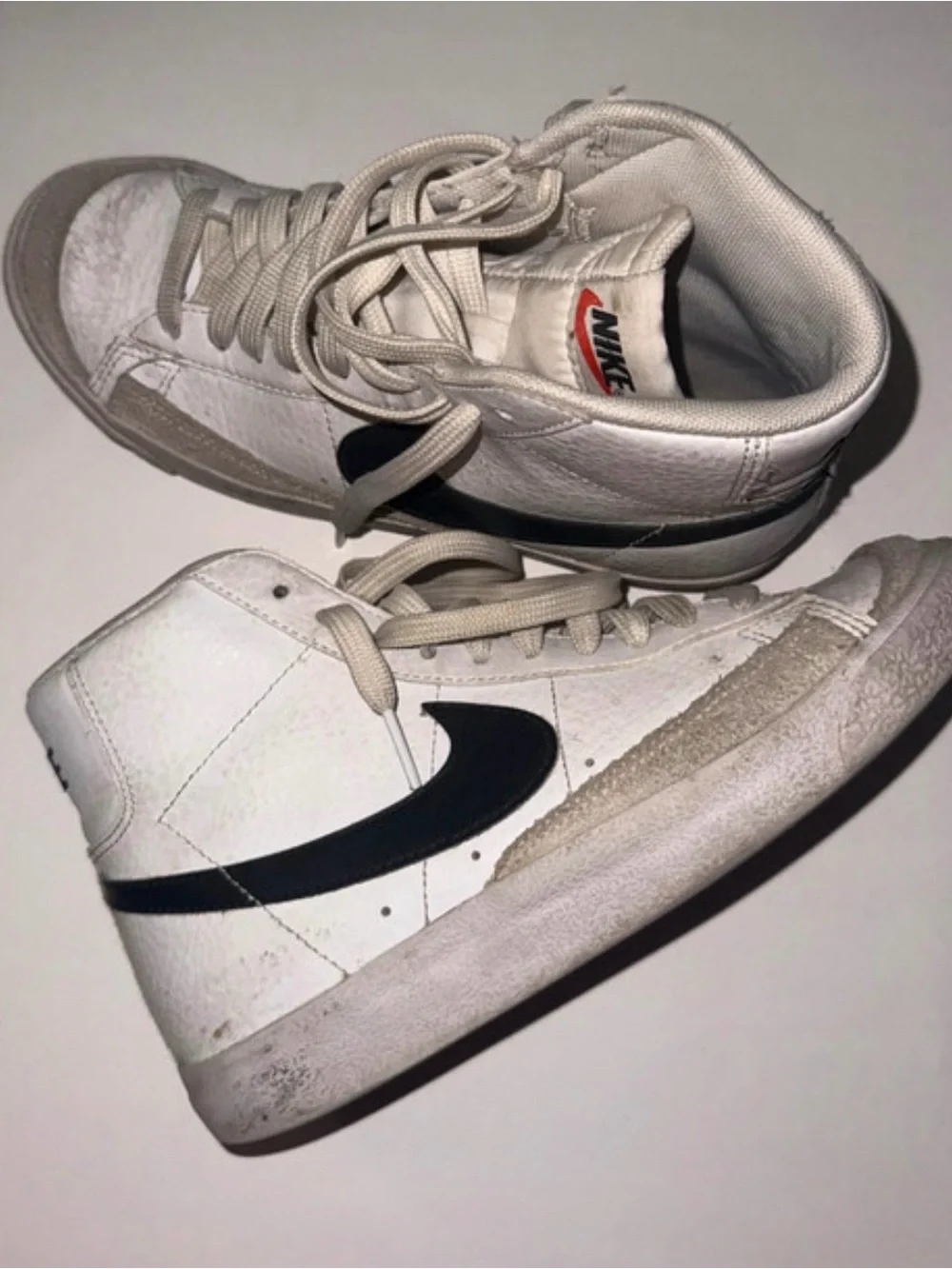 Nike Kids White and Black Blazer 77’